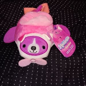 Squishmallow vehicle and accessory bundle